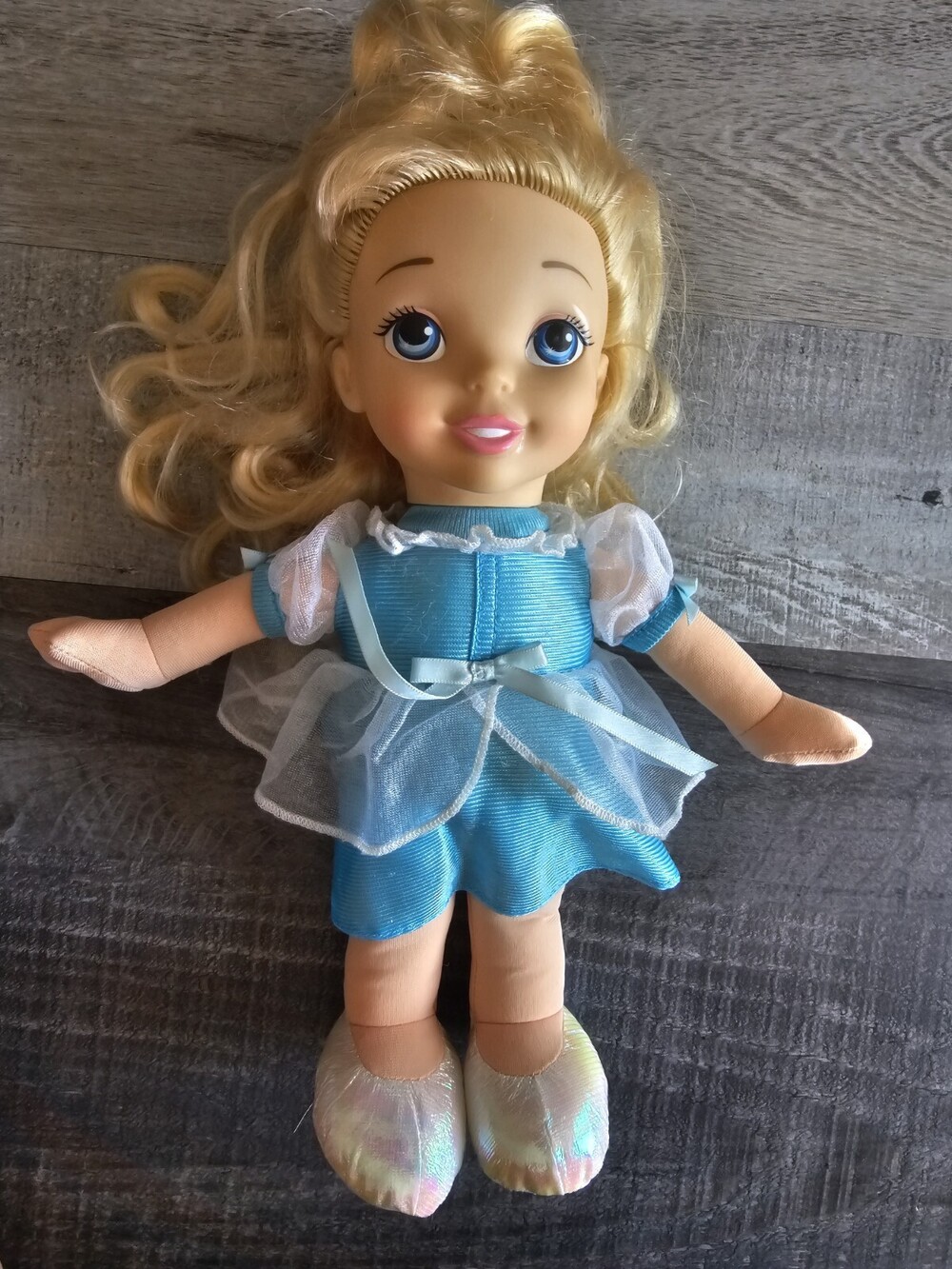 Disney 2002 Fisher-Price Bedtime Cinderella Doll 14" Blonde Hair Blue Eyes
